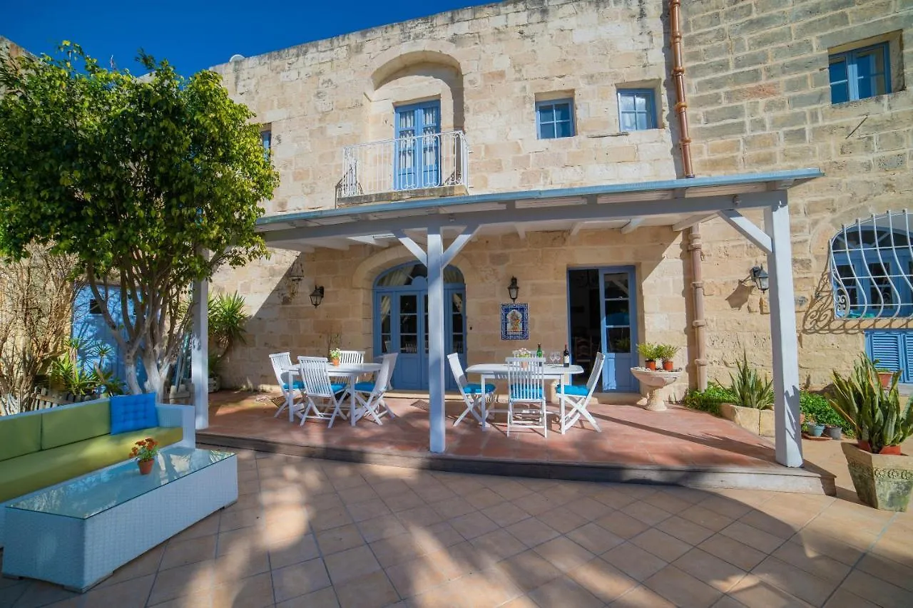 Village Knights B&B Zebbug  Bed & Breakfast Zebbug (Southern Region)